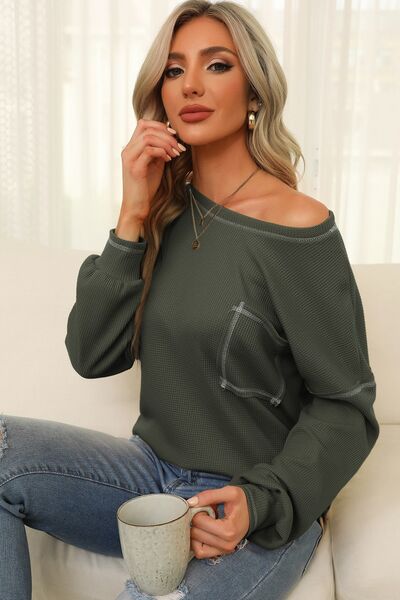 Contrast Stitching Waffle-Knit Round Neck Blouse